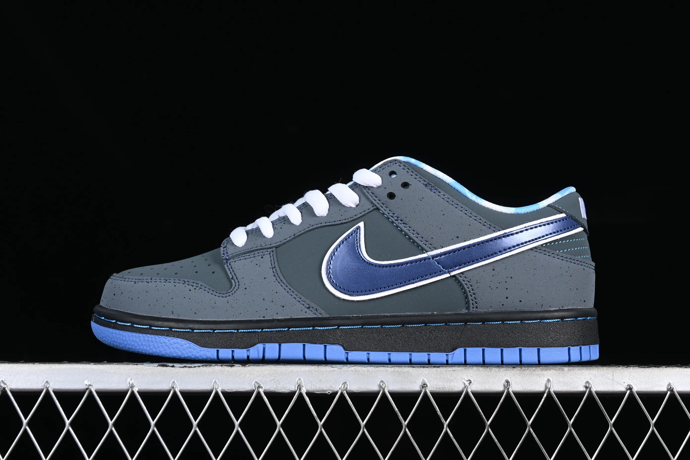 All Categories Nk SB Dunk Series Nk SB Dunk Low Low-top sneakers K version Concepts x Nk Dunk Low Pro SB "Blue Lobster" Blue Lobster SB low-top sports and leisure sneakers 313170-342